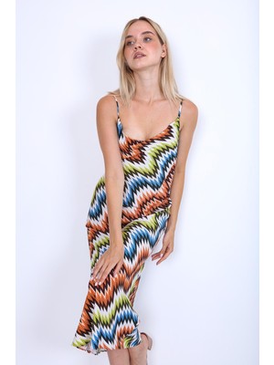 Vitrin Zigzag Desenli İp Askılı Elbise