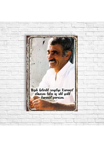 Yılmaz Güney Retro Ahşap Poster