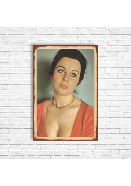 Fatma Girik Yeşilçam Retro Ahşap Poster