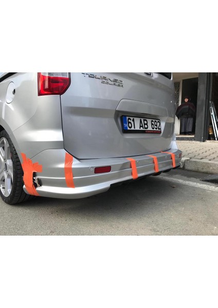 Ford Tourneo Courier Arka Tampon Eki (Plastik)
