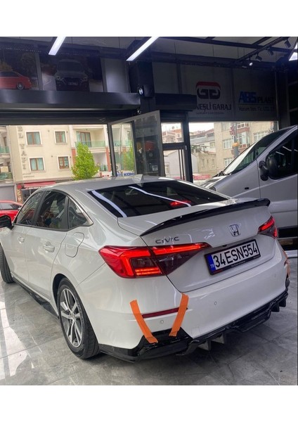 Honda Civic Fe 2022 Difüzör (Plastik)