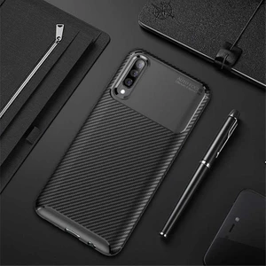 Galaxy A70 Kılıf Karbon Dokulu Silikon - Siyah