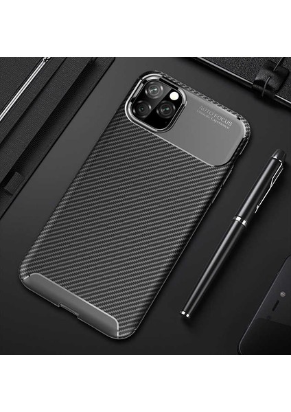 Apple iPhone 11 Pro Kılıf Karbon Dokulu Silikon - Siyah