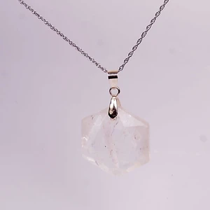 Taş Sandığı Kristal Kuvars Taşı Kolye
