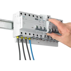 5Sl6106-7Ya 1 Fazlı 6 Amper C Tipi 6Ka Otomatik Sigorta