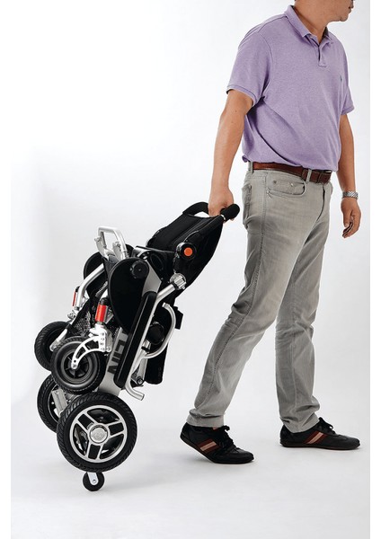 Poyli̇n P-209XL Ultra Hafif Katlanabilir Akülü Tekerlekli Sandalye / Ultra Light Foldable Power Wheelchair