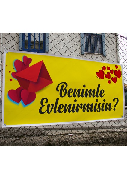 Sarı Zeminli Kalpli Benimle Evlenir Misin Branda Afişi 100 x 50 cm fiyatları
