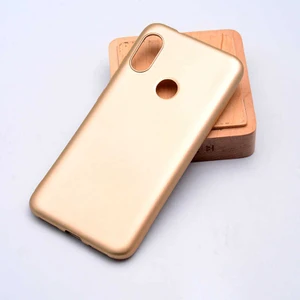 Xiaomi Mi A2 Lite Kılıf Silikon Yumuşak Dokulu Premium- Gold
