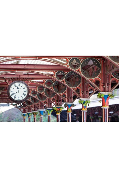 Britain's 100 Best Railway Stations Ciltli Kapak