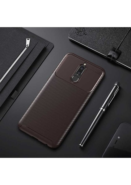 Huawei Mate 10 Lite Kılıf Karbon Dokulu Silikon - Kahverengi