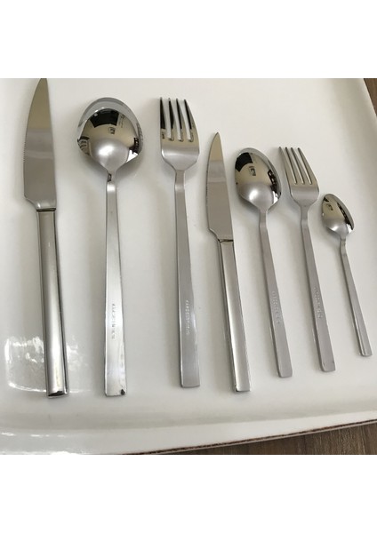 Istabul Model 12 Kişilk 77 Parça Kaşıkçatal Bıçak 18/10 304