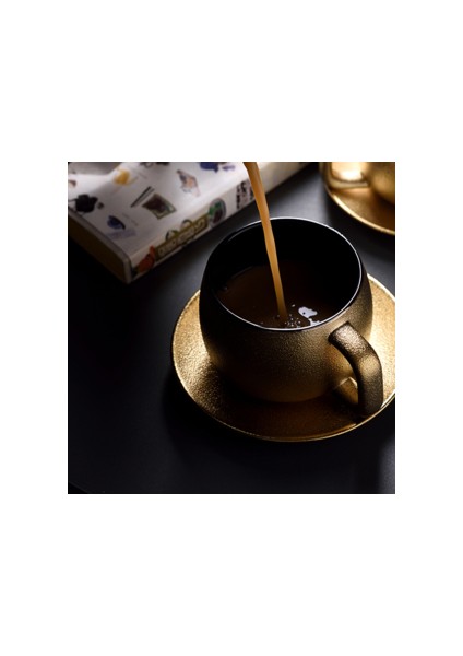 Küçük Lüks Altın Seramik Kahve Fincanı Set Ev Basit Modern Çay Bardağı Seti Nordic Öğleden Sonra Çay Teacup Sacker Kahve Kupası | Kahve Kupası ve tabak Setleri(Yurt Dışından)