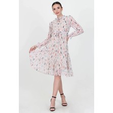 Neşeli Butik Kadın Beli Büzgülü Yakası Bağlama Detaylı Desenli Şifon Elbise RY0031