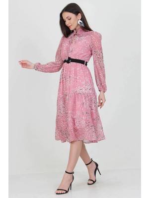 Neşeli Butik Kadın Pudra Kemerli Yeni Sezon Midi Boy Desenli Şifon Elbise APCX04