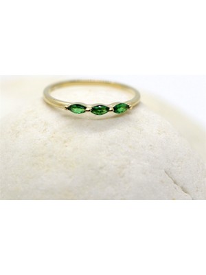 Fasek Gold Tria Altın Yüzük - 14 Ayar Altın Tria Mekik Zümrüt Yeşili Taşlı Minimal Kadın Yüzük - Eşe Hediyelik