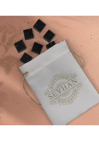 Gift Kişiye Özel Isimli Özel Kesesinde 12’li Doğal Granit Viski Soğutma Taşı Seti - Model 6