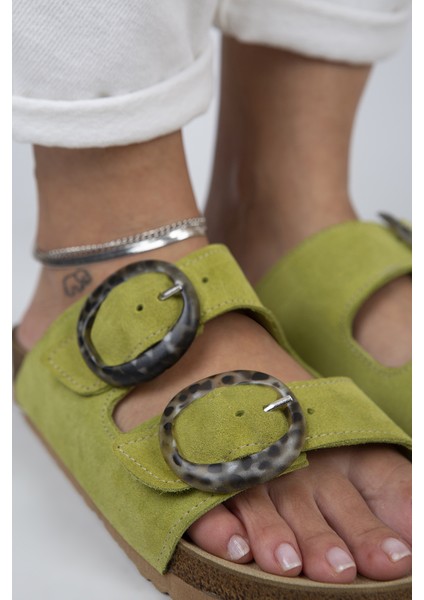 Drina Kadın Deri Çift Tokalı Fıstık Yeşili Terlik