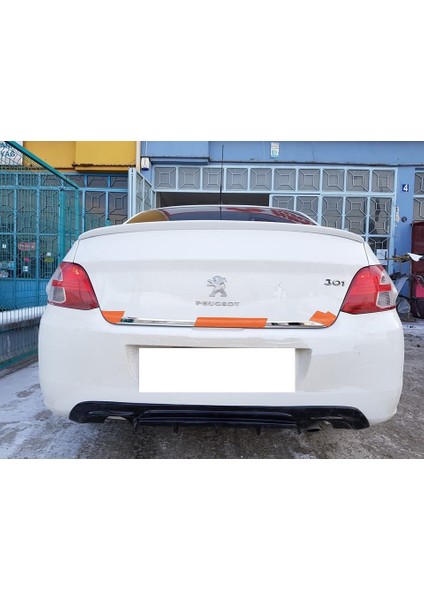Peugeot 301 Difüzör (Plastik)