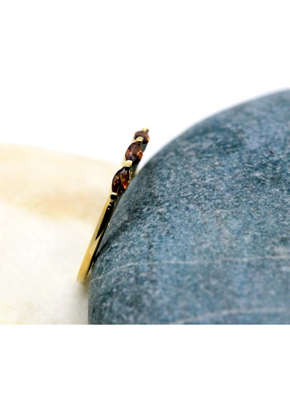 Tria Altın Yüzük - 14 Ayar Altın Tria Mekik Smoky Quartz Taşlı Minimal Kadın Yüzük - Eşe Hediyelik modelleri