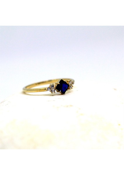 Evlilik Teklifi Altın Yüzük - 14 Ayar Altın Prenses Kesim 0.40 Ct Safir Taşlı Evlilik Teklifi Yüzüğü fiyatları