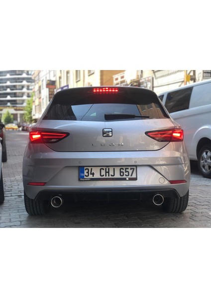 Seat Leon Mk3 Tekli  Sağ Sol Çıkış Difüzör 2017-(PLASTIK)