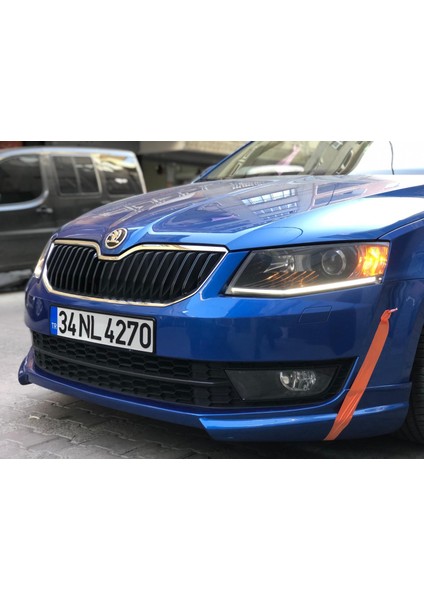 Skoda Octavia Ön Ek (Plastik)