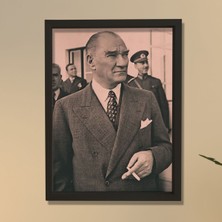 Doğal Çam Ağacı Çerçeveli Atatürk Tablo