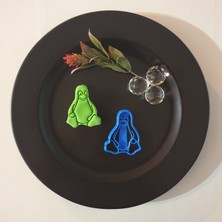 3D Sepetim Oturan Penguen Kurabiye Kalıbı 64 x 78 x 10 mm