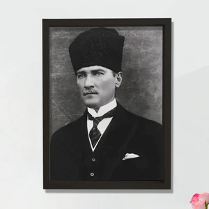Doğal Çam Ağacı Çerçeveli Atatürk Tablo