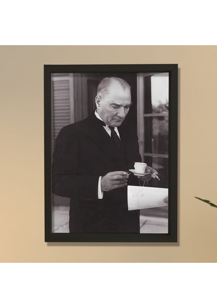 Doğal Çam Ağacı Çerçeveli Atatürk Tablo