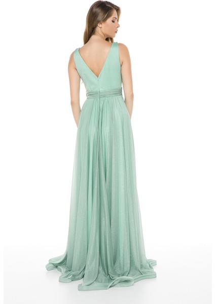 Mint Beli Taş Detaylı Göğüs Dekolteli Uzun Abiye Elbise modelleri