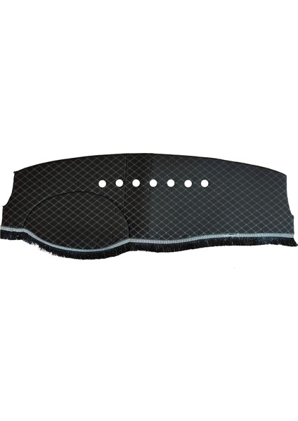 Dacia Logan 2004+ Siyah Püsküllü Baklava Desenli Torpido Göğüs Örtüsü