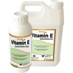 Royal İlaç Royalilaç Avian Vitamin E Selenium + Zn 1lt Kanatlı Hayvanlar E ve Selenyum Içerikli Sıvı Yem Katkı