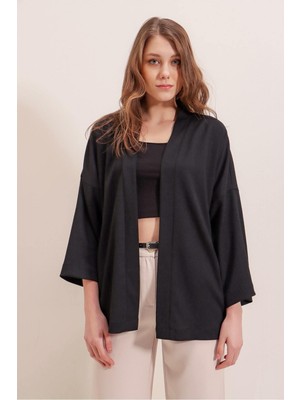Hazelin Kadın Siyah Önü Açık Katlı Yaka Dokulu Mevsimlik Ceket HZL22S-BD158621