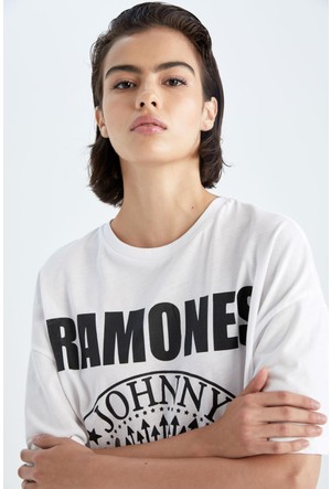 Sudadera best sale ramones stradivarius