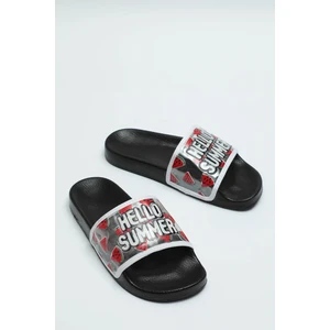 Yazlık Kadın Terlik