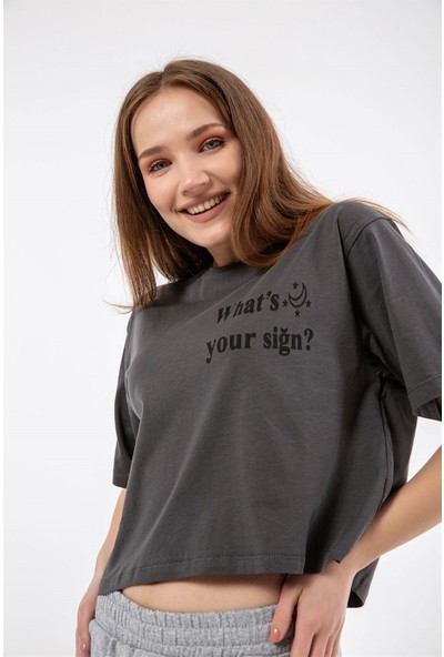 Be More Bisiklet Yaka Crop Oversize Ön Arka Baskılı Tshirt