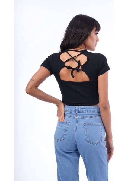 Siyah Sırt Bağcıklı Mini Bluz