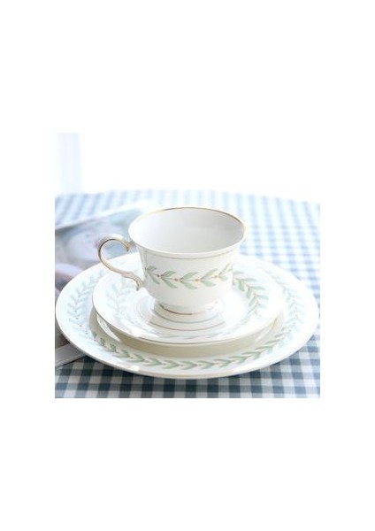 Avrupa Tarzında Vintage, Çay Kupası ve Öğleden Sonra Dairesinde Kahve Kupası ve Daireler |tabak(Yurt Dışından) fiyatları