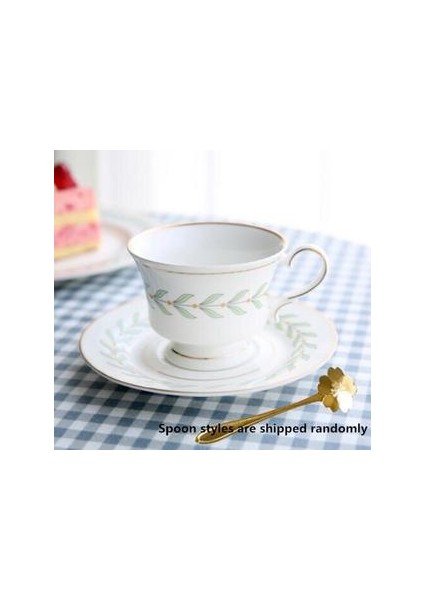 Avrupa Tarzında Vintage, Çay Kupası ve Öğleden Sonra Dairesinde Kahve Kupası ve Daireler |tabak(Yurt Dışından) fırsatları