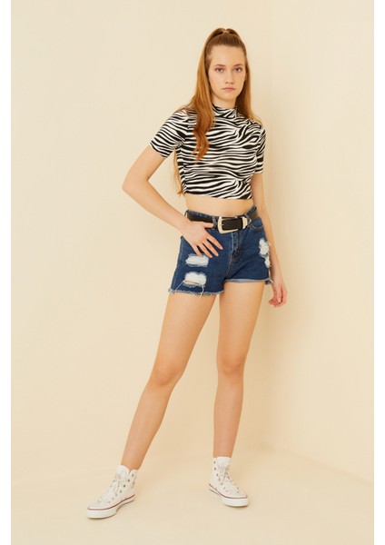 Kadın Siyah Beyaz Zebra Desenli Kısa Kol Crop Bluz indirimleri