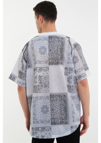 - Bandana Desenli Beyaz Beyzbol Forması