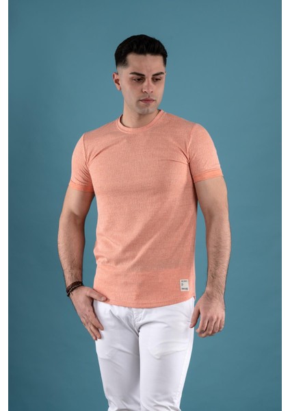 Slimfit Dokulu Bisiklet Yaka Erkek T-Shirt fiyatları