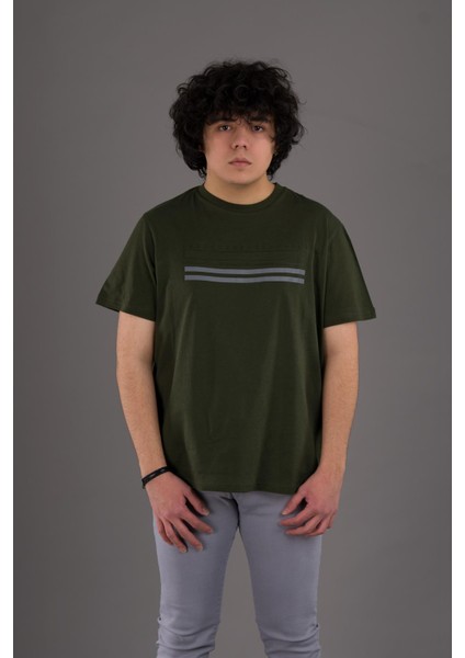 Slimfit Baskılı Sıfır Yaka Erkek Penye T-Shirt fırsatları