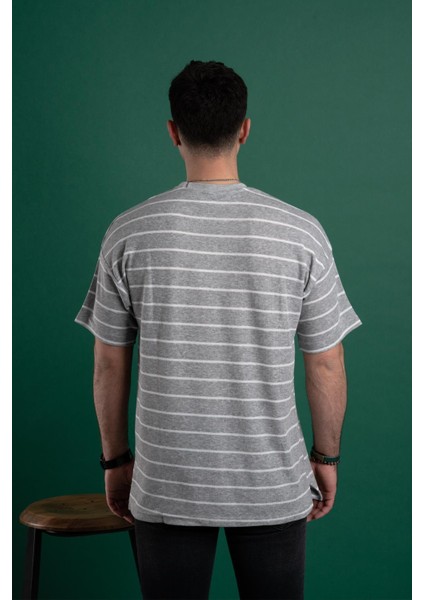 Oversize Çizgili Erkek T-Shirt fırsatları