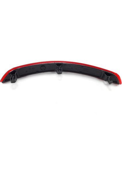 Audi A3 Sedan 2013-2014-2015-2016 Sol Arka Tampon Alt Köşe Reflektörü Yansıtıcı Kedi Gözü 8V5945105A