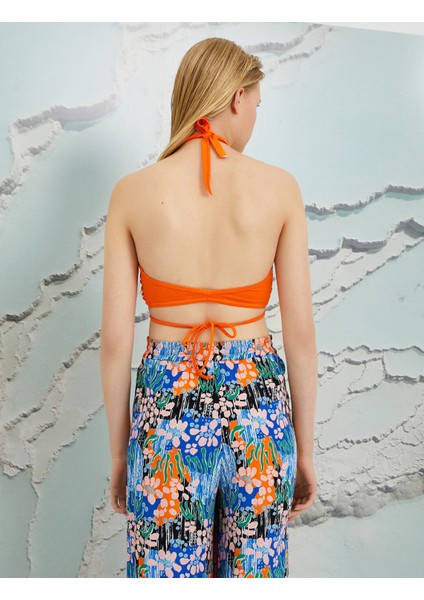 Şahika Ercümen XKoton - Pencere Detaylı Halter Yaka Bikini Üstü fırsatları