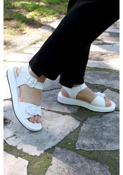 Kadın Klasik Sandalet 710ZA150