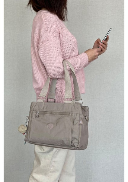 Kadın Çapraz Askılı Omuz Çantası Çok Cepli Ayarlanabilir 33X23CM + Anahtarlık Hediyeli