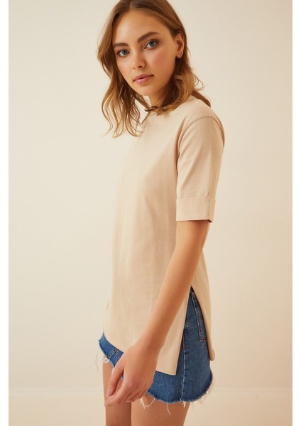 Kadın Bej Bisiklet Yaka Yandan Yırtmaçlı Kolu Katlı Oversize Örme T-Shirt HZL22S-BD143251 fiyatları
